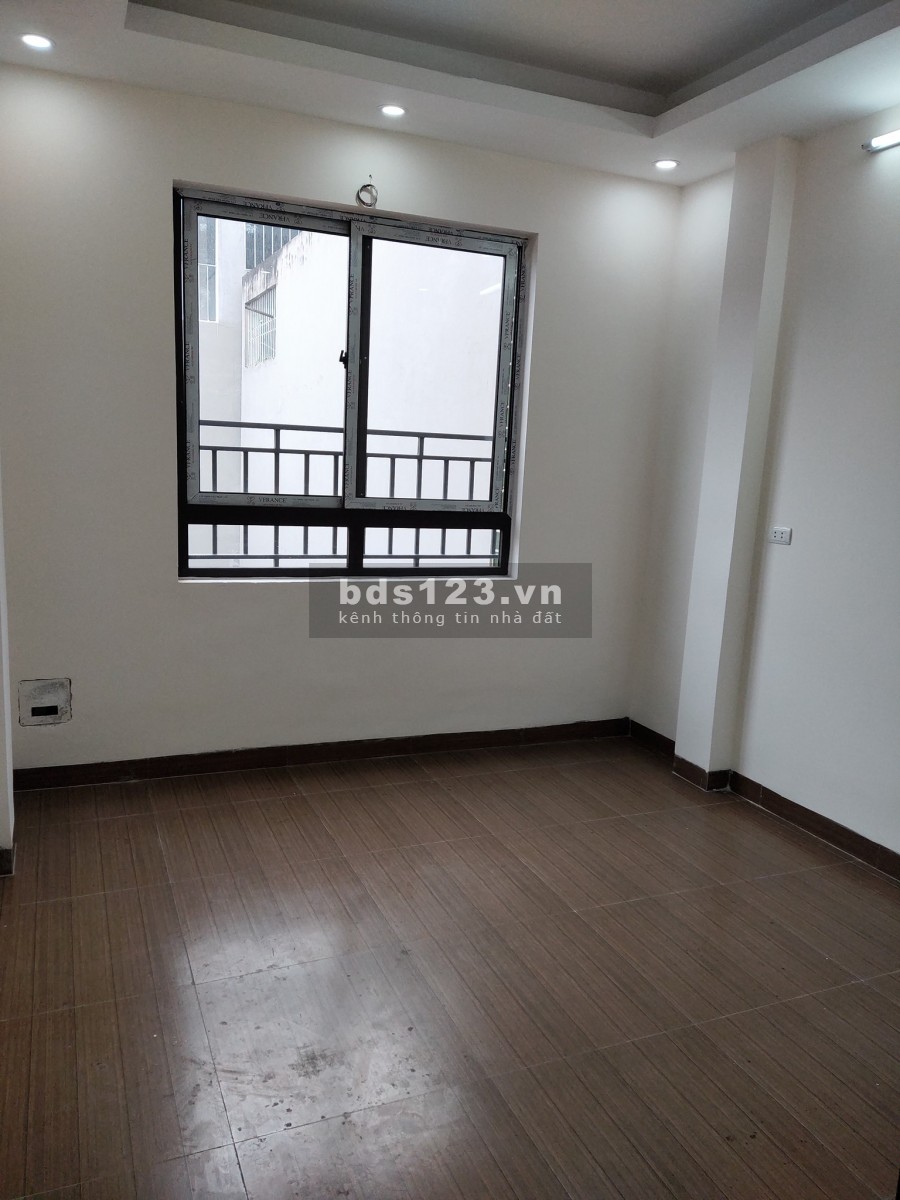 Bán nhà tổ 15 Yên Nghĩa Hà Đông, ô tô vào nhà diện tích 35m2, 3 tầng, giá chỉ 1.7 tỷ