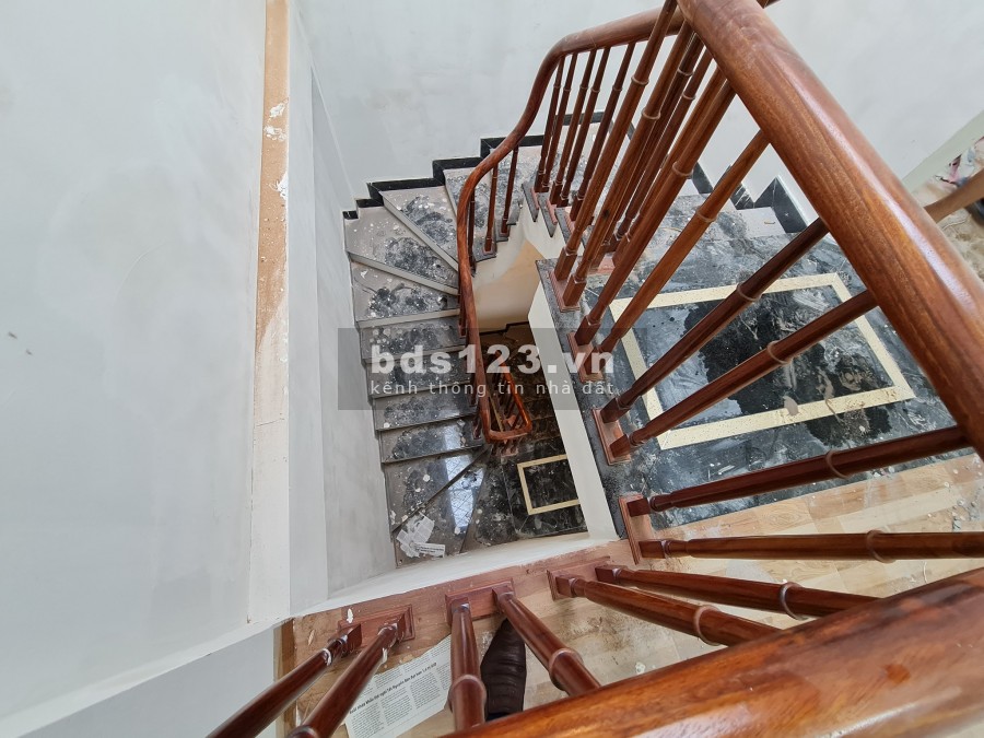 Nguyễn Đức Cảnh, nhà mới koong view hồ 5 tầng, ngõ to, ngõ…