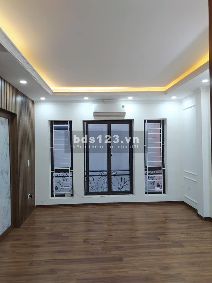 Bán nhà mặt phố Nguyễn Trãi dtsd 58m2, 5 tầng giá chỉ 9 tỷ, kinh doanh tuyệt vời