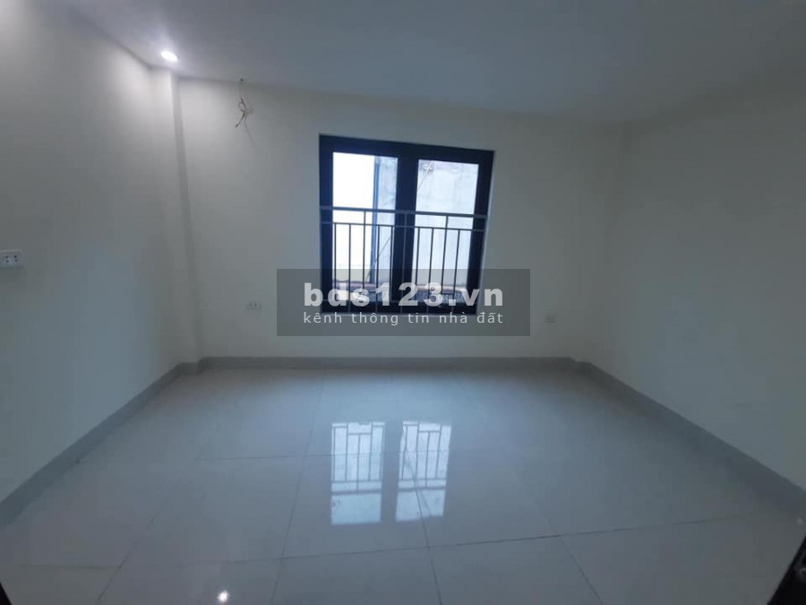 Bán nhà mặt phố Nguyễn Trãi dtsd 58m2, 5 tầng giá chỉ 9 tỷ, kinh doanh tuyệt vời