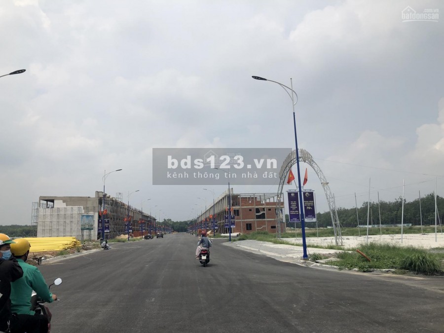 Cần bán gấp lô đất hạ tầng hoàn thiện 80m2 tại KCN Bàu Bàng giá từ 800tr/80m2 bao phí