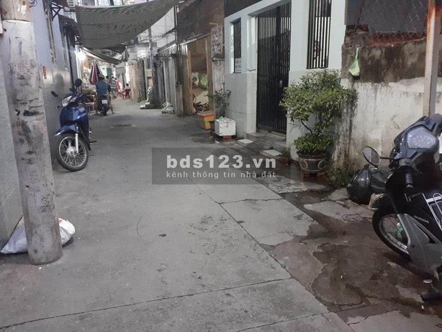Bán nhà cũ giá rẻ diện tích lớn đường Bùi Đình Túy quận Bình Thạnh 109m2 giá chỉ 7tỷ950
