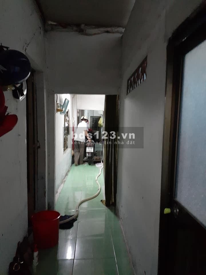 Bán nhà cũ diện tích lớn giá rẻ đường Quốc Lộ 13 quận Bình Thạnh 108m2 giá chỉ 7tỷ940