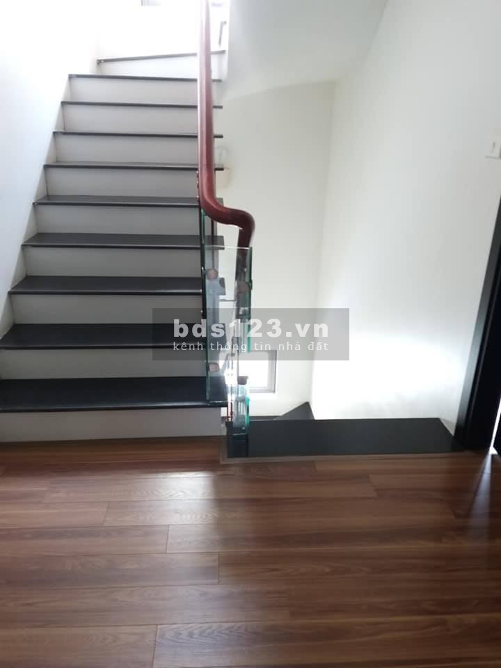 Nhà phân lô Chu Huy Mân, Vinhomes Long biên, 120m, MT 9.5m, 18.3 tỷ