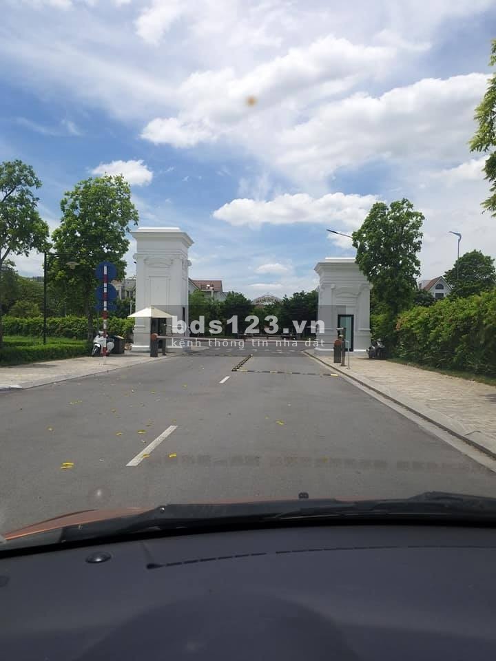 Nhà phân lô Chu Huy Mân, Vinhomes Long biên, 120m, MT 9.5m, 18.3 tỷ