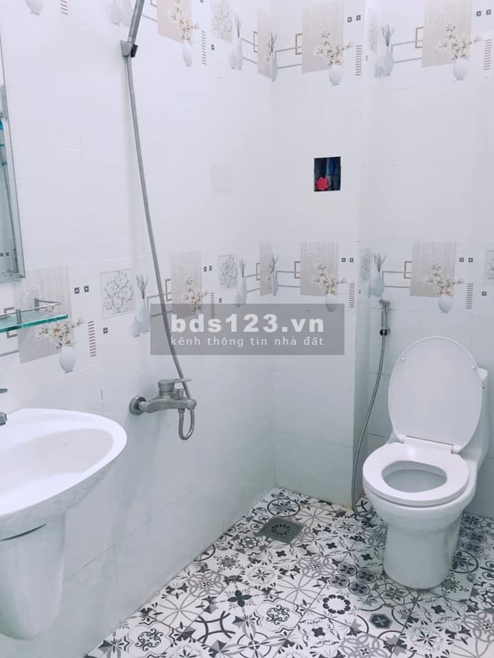 Bán nhà 4 tầng mới đường số 3, phường 9, Gò Vấp, sổ vuông đẹp, giá bán 6.3 tỷ