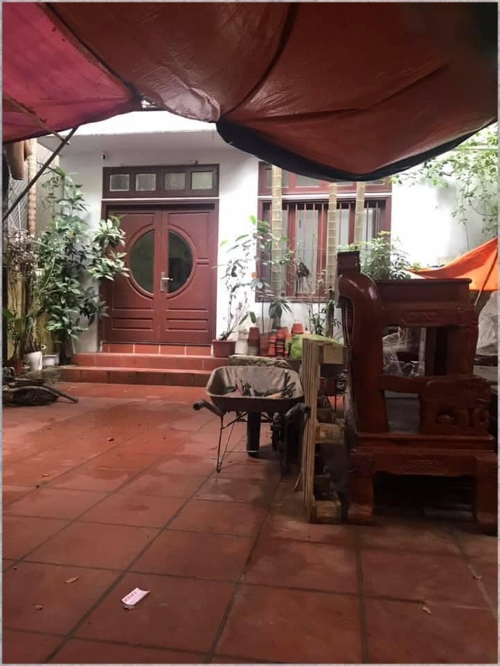Bán nhà Biệt thự Hồ Tây diện tích 110m Ô tô vào nhà Giá chỉ bằng nhà ngõ