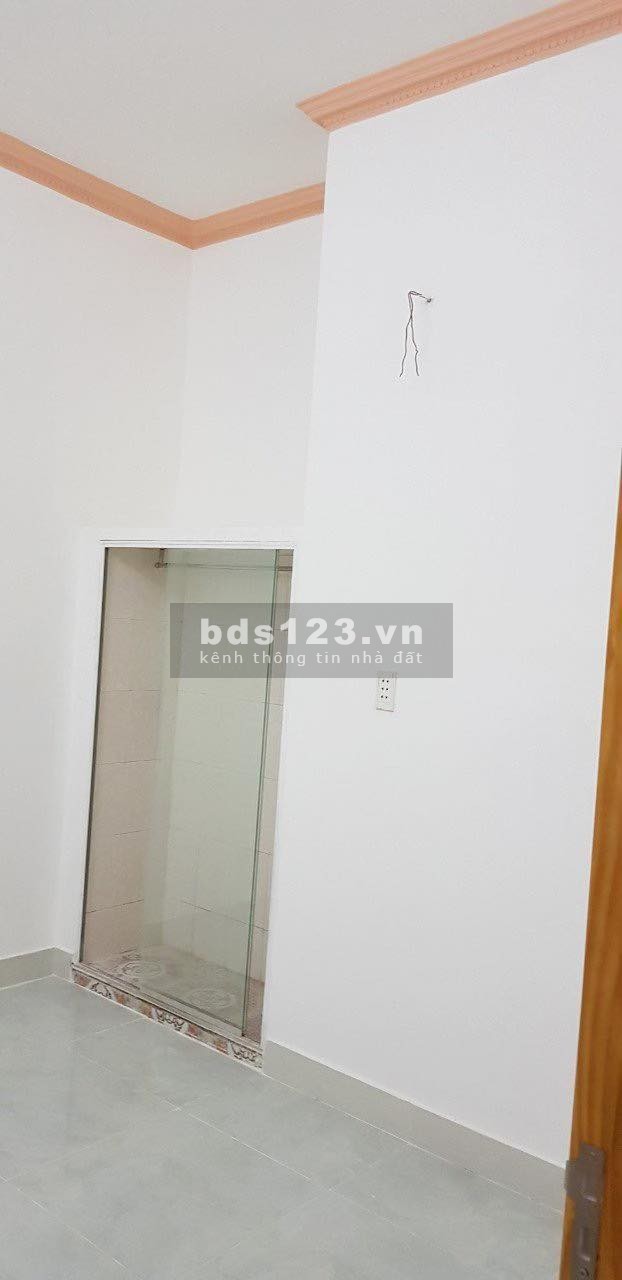 Bán gấp nhà gần Phạm Văn Đồng, giá 3.4 tỷ