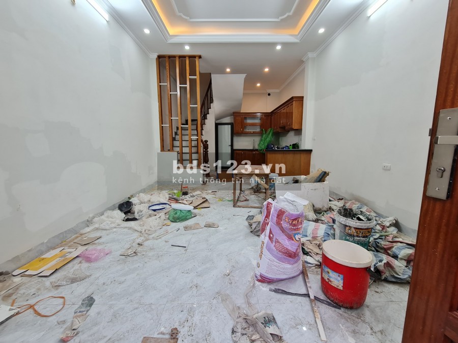 Nguyễn Đức Cảnh, nhà mới koong view hồ 5 tầng, ngõ to, ngõ…