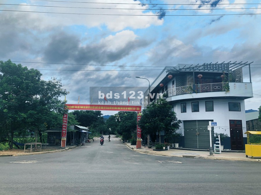Bán đất tái định cư Hòa Liên Hòa Vang Đà Nẵng, khu vực dân cư đông đúc