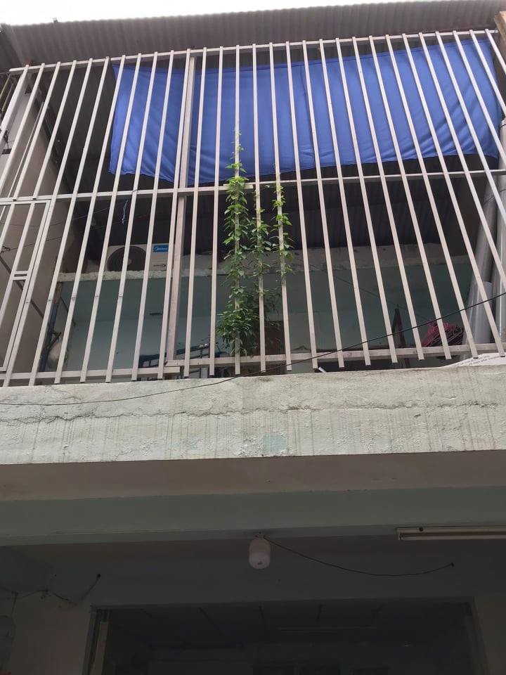 Nhà cấp 4, diện tích sử dụng 98m2, giá 4,5 tỷ Đàm phán trực tiếp Chủ, lh 0383955628