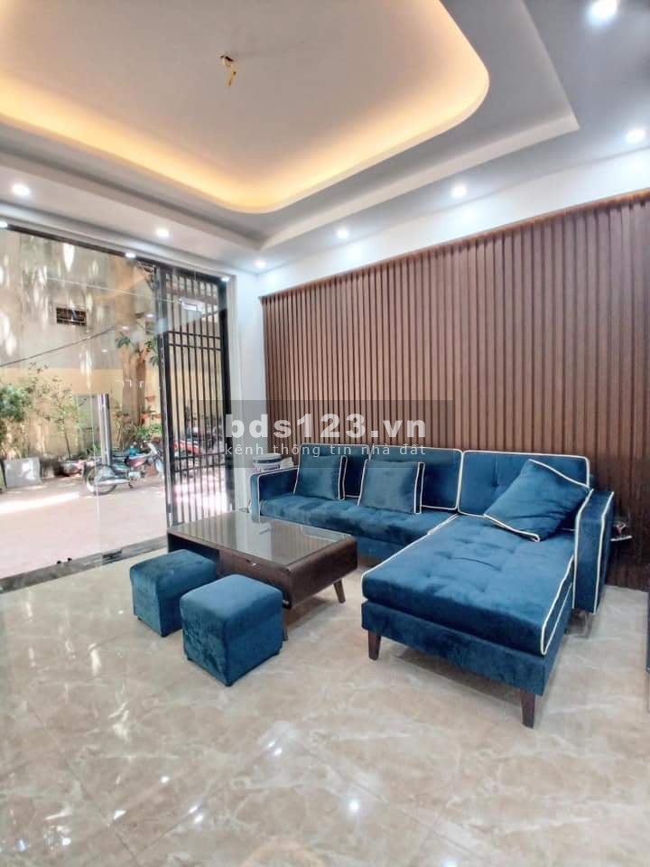 Nhỉnh 3 tỷ biệt thự mini giữa lòng Thủ đô, sổ đỏ đẹp vuông vắn nở hậu, tặng nội thất
