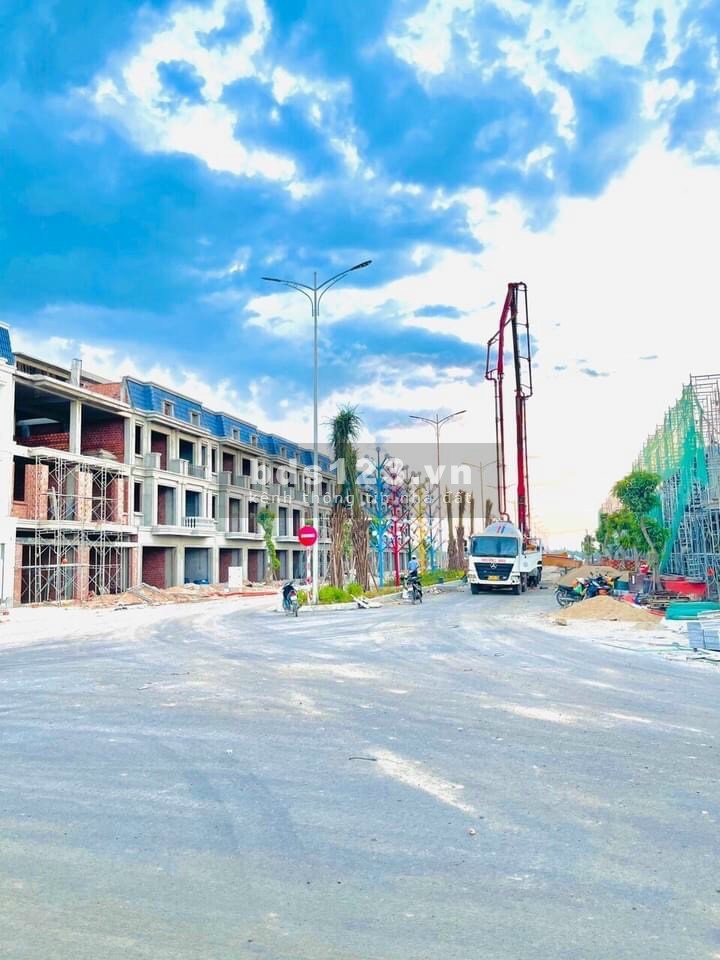 Biệt thự đảo duy nhất trung tâm An Nhơn New City, giá bán 15 triệu/m2, sổ đỏ riêng