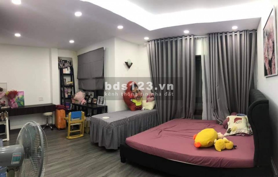 Bán nhà siêu đẹp K300 Cộng Hoà, dtsd 88m2 (8x11m), 3 tầng, giá 19 tỷ