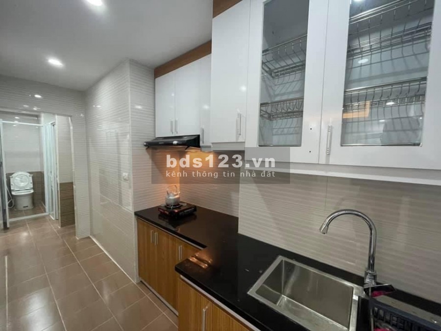 Bán nhà phố Cự Lộc, Nguyễn Trãi, Thanh Xuân, dt 35m2, 4 tầng, mt 3.4m, giá 3.3 tỷ.