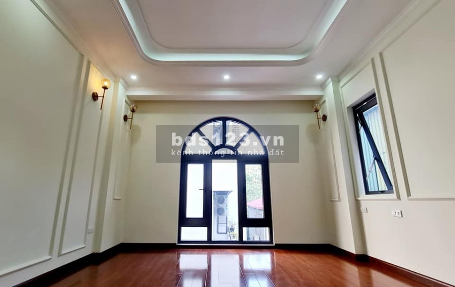 45m Nguyễn Ngọc Vũ Cầu Giấy 6 Tầng, Ô Tô Tránh, Thang Máy, Gần Phố, giá hơn 8 Tỷ