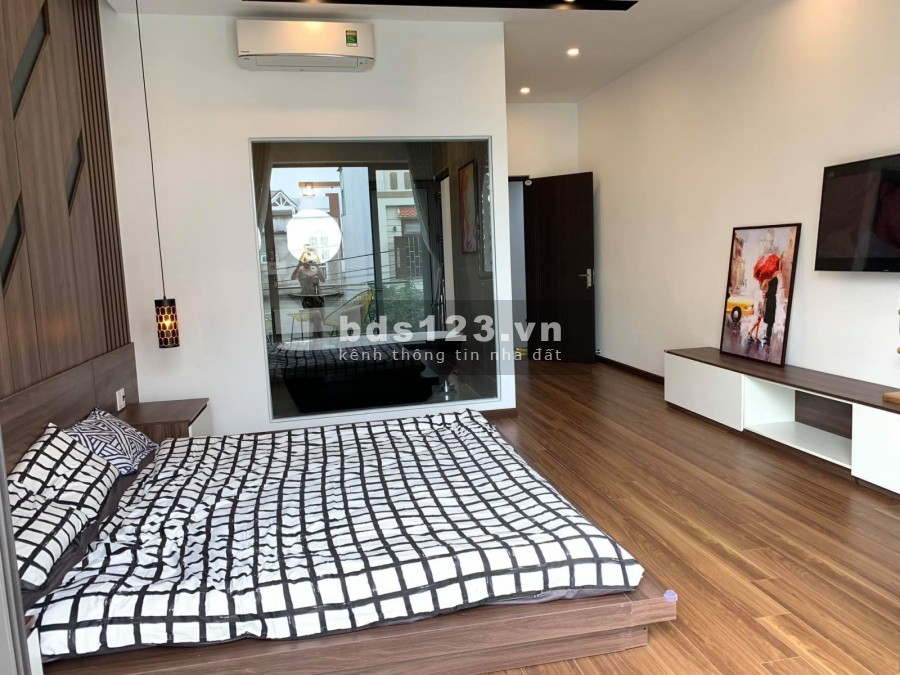 Bán nhà nguyên căn phố Dương Khuê, 4 bánh đỗ gần, dt 45m2, giá bán 3.5 tỷ, lhcc