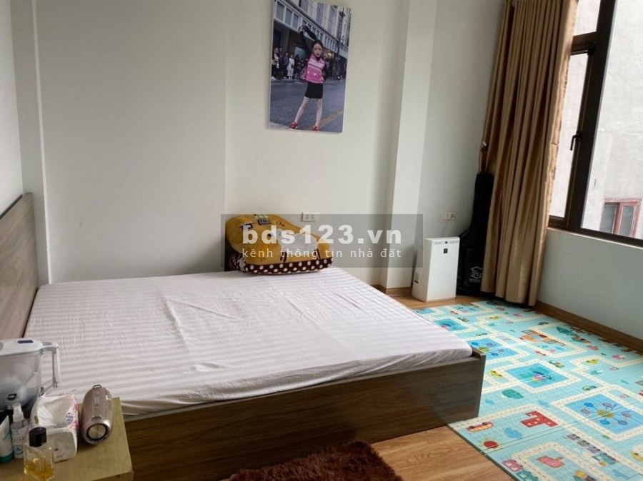 Bán nhà Vũ Tông Phan, Ngõ thông ô tô dừng đỗ, diện tích sử dụng 60m2, giá bán 4.85 tỷ