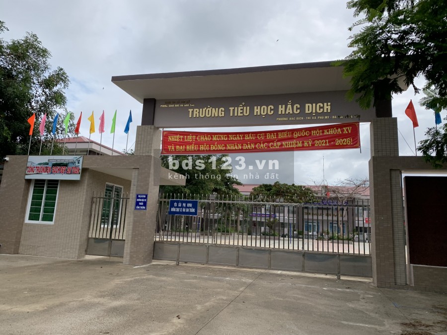 Mình đang co nhu cầu bán vài nên dất khu vực này, liên hệ 0868433455