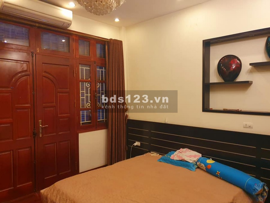 Bán nhà Tây Hồ, Nội thất sang trọng, Nở hậu, diện tích sư dụng 38m2, giá 4 tỷ