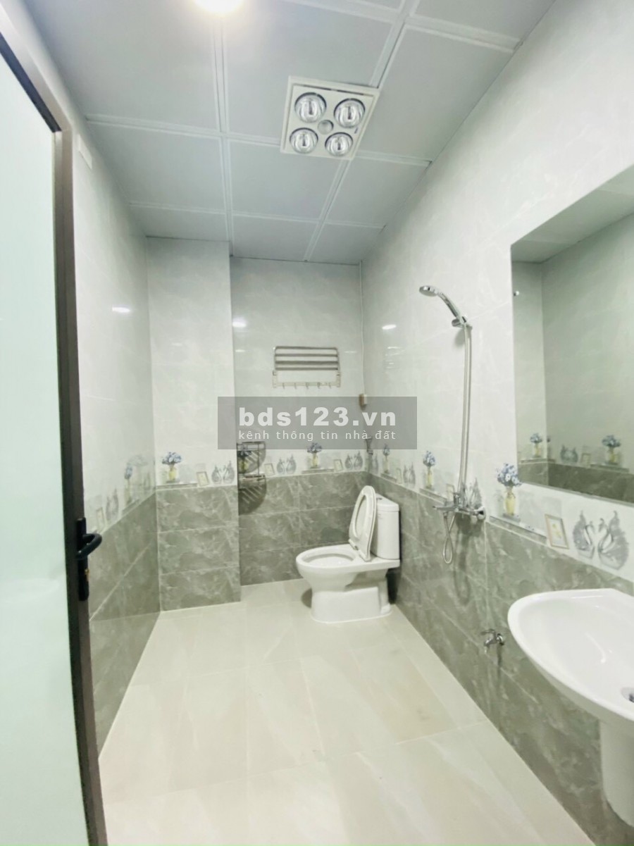 Bán nhà 3.5 tầng, 88m2, mt 4.8m, gara ô tô, cực đẹp phố Bình Lộc, giá bán chỉ 3 tỷ 500
