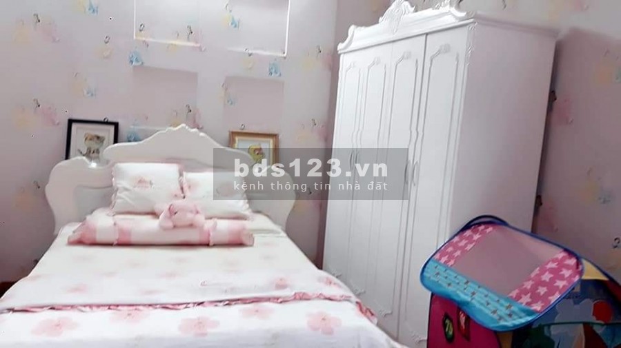 Bán nhà Dương Quảng Hàm, Cầu Giấy, dtsd 60m2, 5 tầng, mt 6m, ô tô
