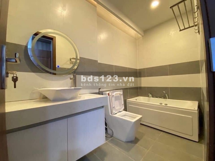 Bán gấp nhà Bùi Xương Trạch, Thanh Xuân diện tích 40m2, 6 tầng, giá chỉ 3.2 tỷ, lh 0368781929