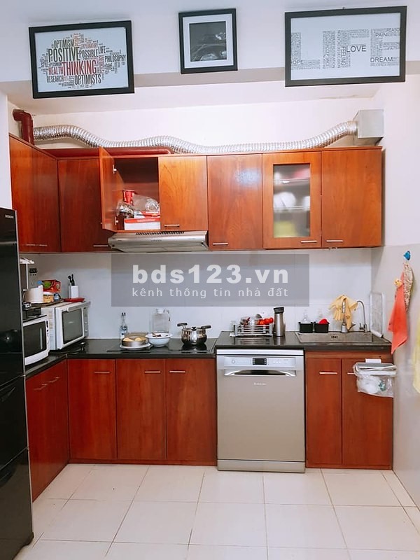 Bán Nhà Hẻm Xe Tải Cách Mạng Tháng Tám Quận 10, dt 36m2, 4 Lầu, 4PN, giá. chỉ 5.3 Tỷ.