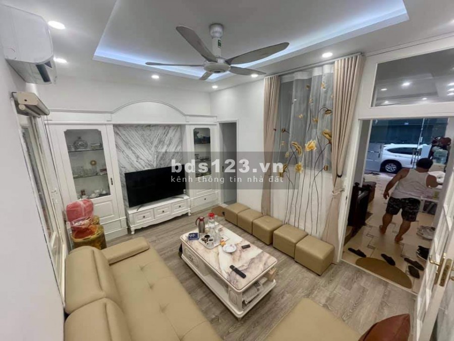 Bán nhà phố Yên Phụ - Tây Hồ, vỉa hè, kinh doanh, 2 thoáng dt 55m2 giá bán 13.8 tỷ