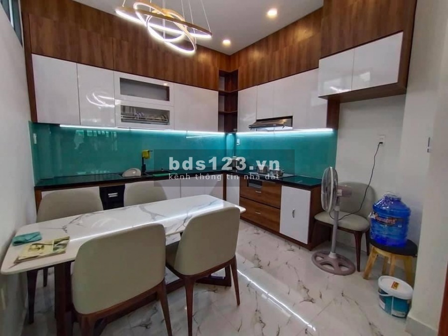 Bán gấp nhà đẹp 4 tầng Đường Hòa Hảo, Quận 10, giá bán chỉ 9 tỷ 500