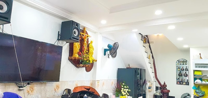 Bán gấp nhà 4 tầng hẻm xe hơi Lý Chính Thắng Phường 8 Quận 3 chỉ nhỉnh 7 tỷ