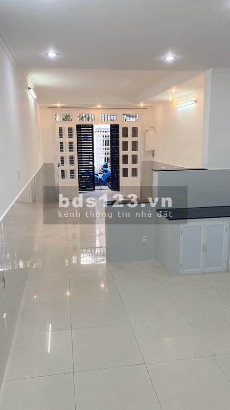 Chính Chủ Gửi Bán Gấp Nhà HXH 7m, Lê văn Sỹ Tân Bình, 4PN, 4.5x15m, Giá Chỉ 9,95 Tỷ.