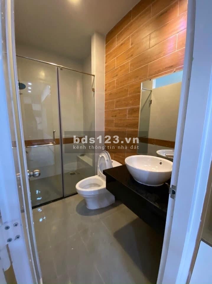Gấp bán nhà MTKD Lý Thường Kiệt Quận 10, 5 tầng dt 78m2, 7PN, Khu VIP nhà thi đấu Phú Thọ