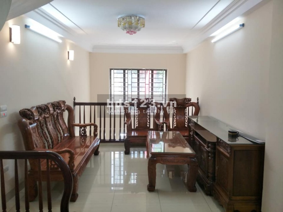 Bán nhà Thịnh Quang diện tích sử dụng 45m2 5 tầng đúc mt 4m giá bán 2 tỷ 6