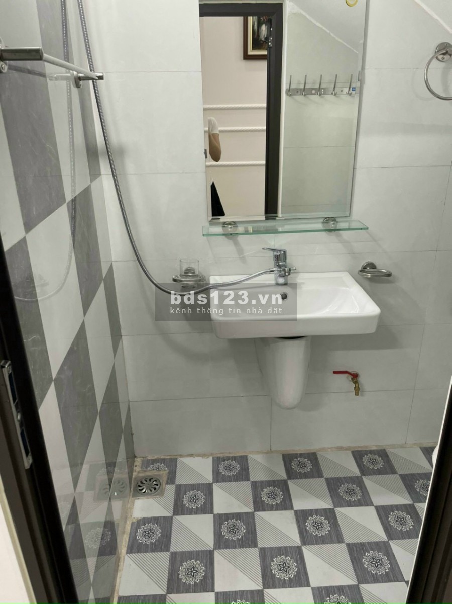 Bán nhà phố Ỷ Lan 45m2, 3 Tầng mới, gần chợ Phú Lương 1.6 tỷ