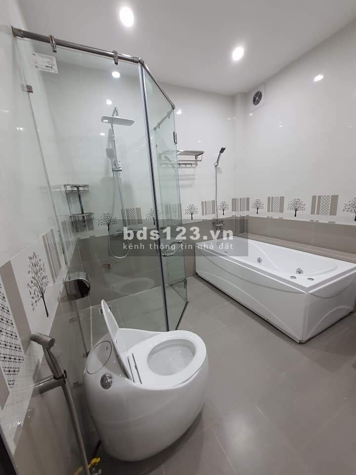 Bán Gấp Nhà Quận Thanh Xuân 44m x 6 Tầng Thang máy, ÔTÔ vào nhà Kinh Doanh.