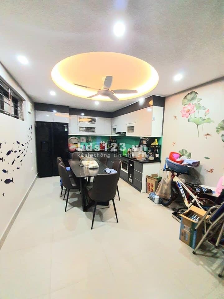 Hiếm bán đất Nguyễn Văn Cừ - Long Biên, ô tô Matiz đỗ cửa, diện tích: 67m2, giá 3.65 tỷ