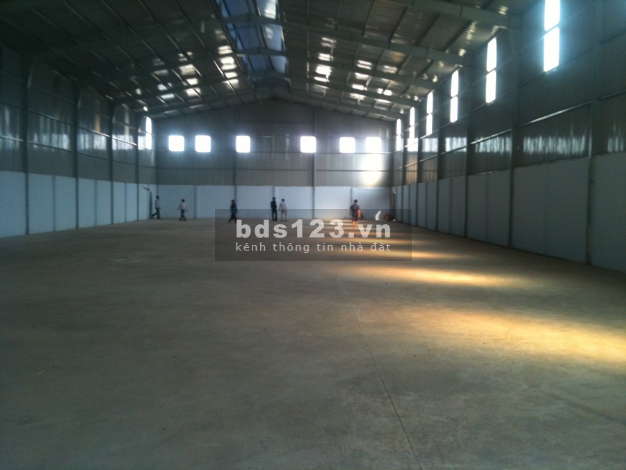 Cho thuê nhà xưởng quận 12. 200m, 400m, 500m, 700m, 1000m, 1200m, 1500m, 2000m lh: 0944.977.229