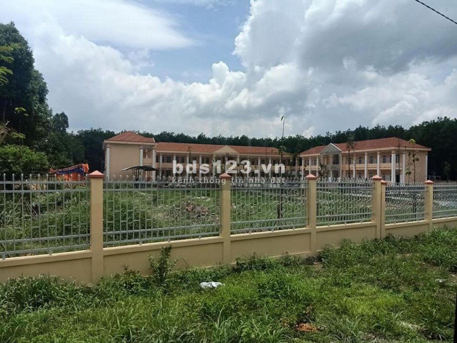 Bán đất đường lớn Chơn Thành Bình Phước, hơn 1000m2 giá 550 triệu