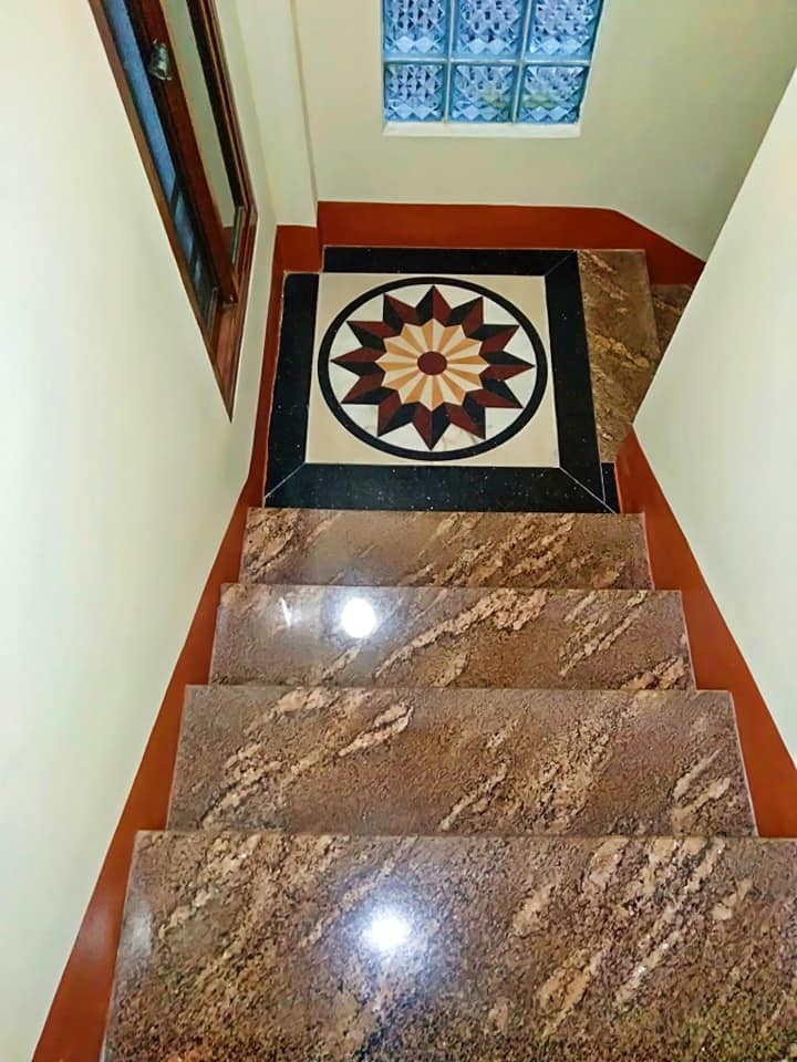 Nhà đẹp Tây Hồ 3 nhà ra phố, lô góc, gara ôtô, kd, dt 85m2 5 tầng thang máy, giá 8 tỷ