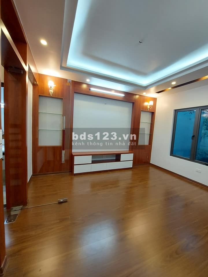 Bán nhà 5 tầng Cầu Giấy, sát phố nhà mới, an sinh đỉnh giá tốt liên hệ 0961427470
