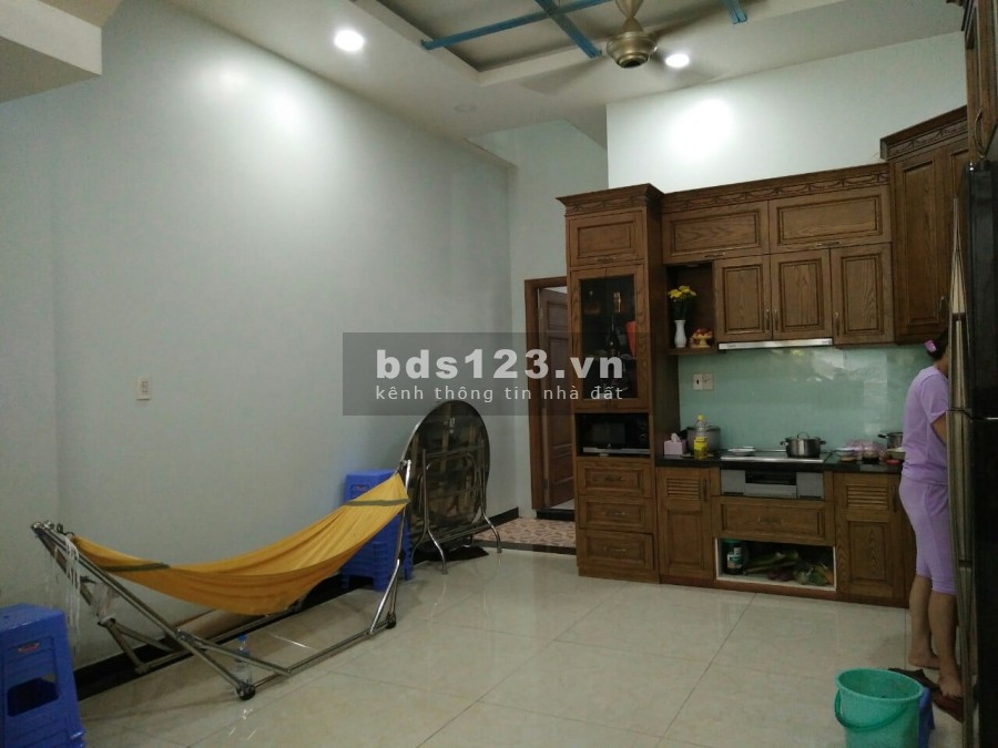 Nhà đẹp Hiệp Thành Quận 12 siêu hiềm đường nhựa 8m, ngay siêu thị Metro, pháp lí chuẩn