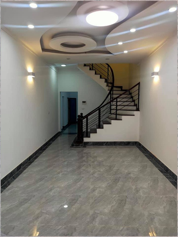 Bán nhà Đội Cấn Ba Đình diện tích sử dụng 90m2 chỉ hơn 5 tỉ