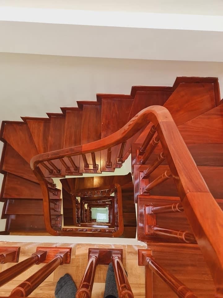 Nhỉnh 3 tỉ có ngay nhà mới 40m2*5 tầng cách ô tô quay đầu 10m, Phố Hoàng Mai, Q. Hoàng Mai