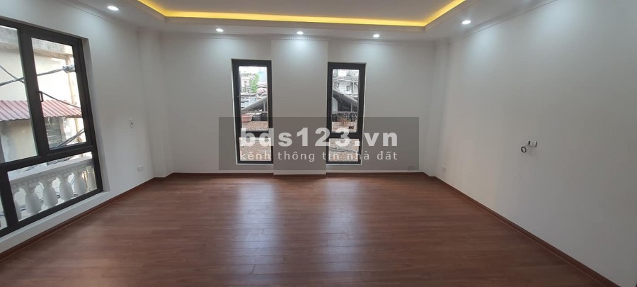 Khương Trung Thanh Xuân, 6 tầng thang máy, lô góc ngõ ba gác đua, cách phố 50m
