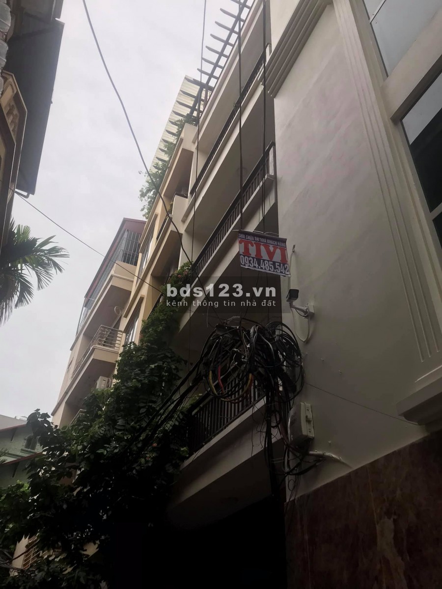 NHỈNH 4 TỶ THÔI, có ngay nhà 5 tầng Ngọc Thụy, ở luôn, ở miên chê