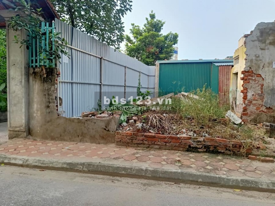 Bán đất hợp kinh doanh nhựa 10m vỉa hè nhỉnh 2 tỷ, Cổ Linh, Long Biên, sổ đẹp