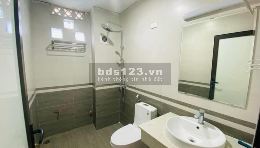 Bán nhà rất đẹp lõi Đống Đa, diện tích 40m2, 5 tầng, giá nhỉnh 3 tỷ