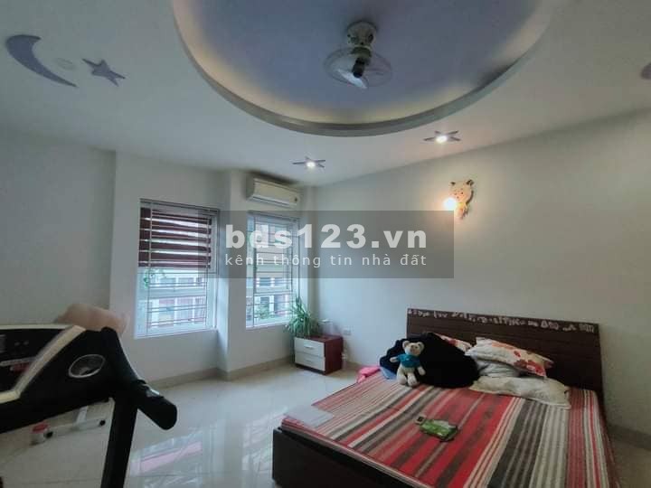 Nhà phố Lệ Mật, Long Biên, ô tô qua nhà 69m, 4 tầng, mt 6m, giá 6,8 tỷ. Lh: 0989126619