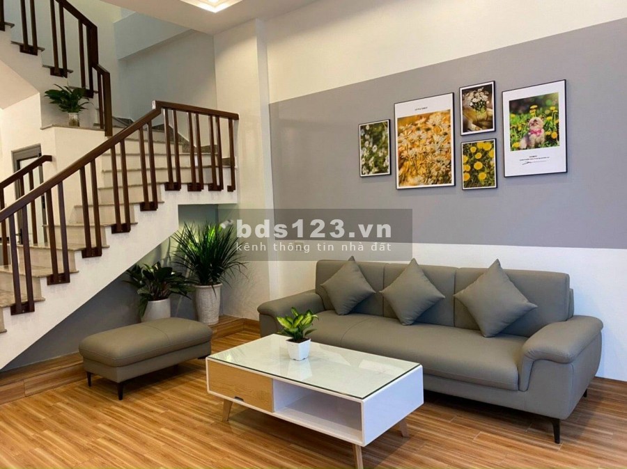 Bán nhà 3 tầng, gara oto, 3 ngủ, phố Bình Lộc, ph Tân Bình, TP HD, đang hoàn thiện giá 2 tỷ